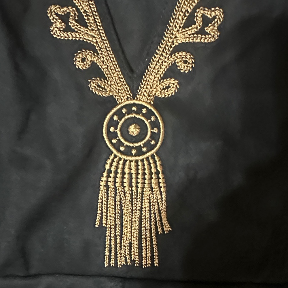 Elegant Black Mini Dress with Gold Accents - Picture 3 of 6